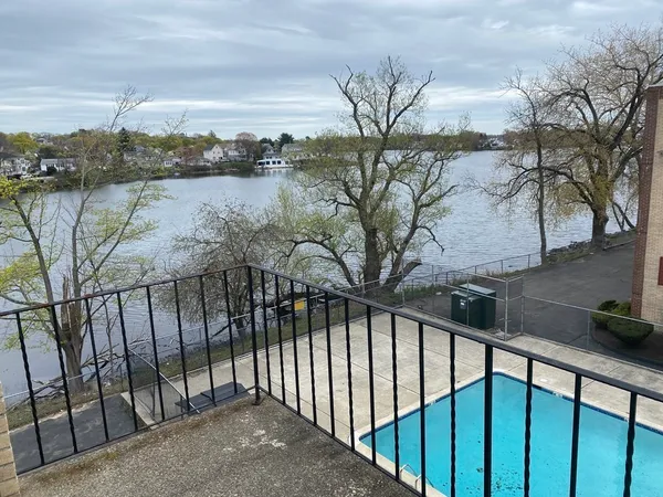 $2,500 | 406 Broadway, Unit 307, Lynn, MA 01904