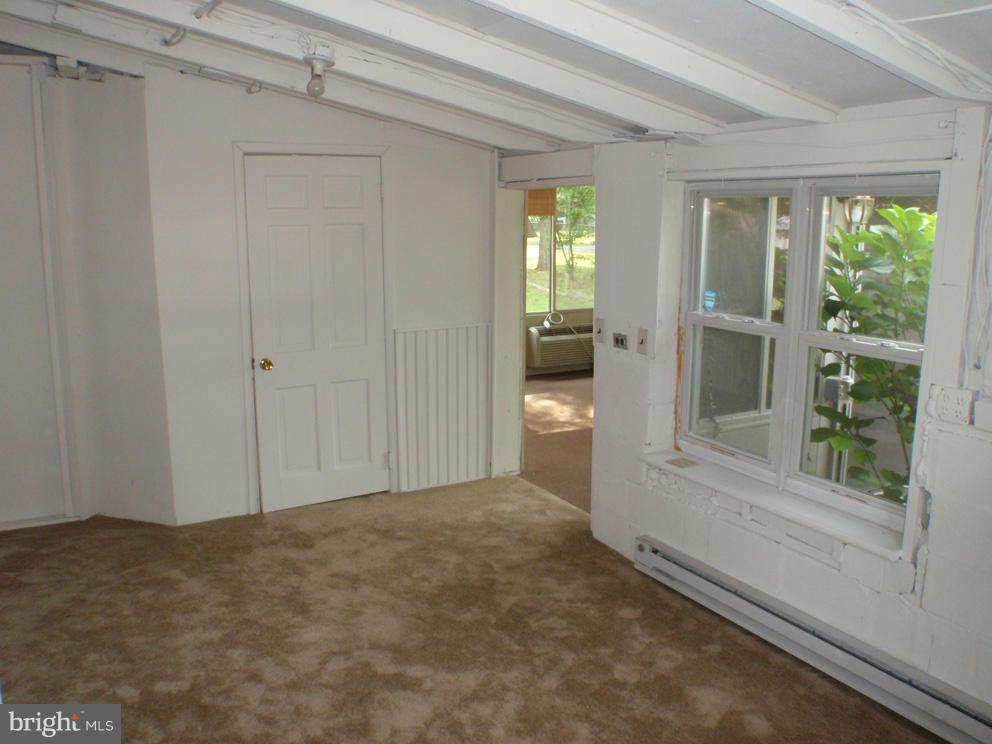 59 Clark Road Perryville, MD 21903 - Photo 5 of 8 Living Room