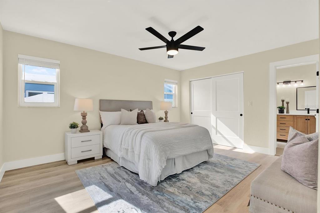 11628 Grove Street Seminole, FL 33772 - Photo 14 of 34