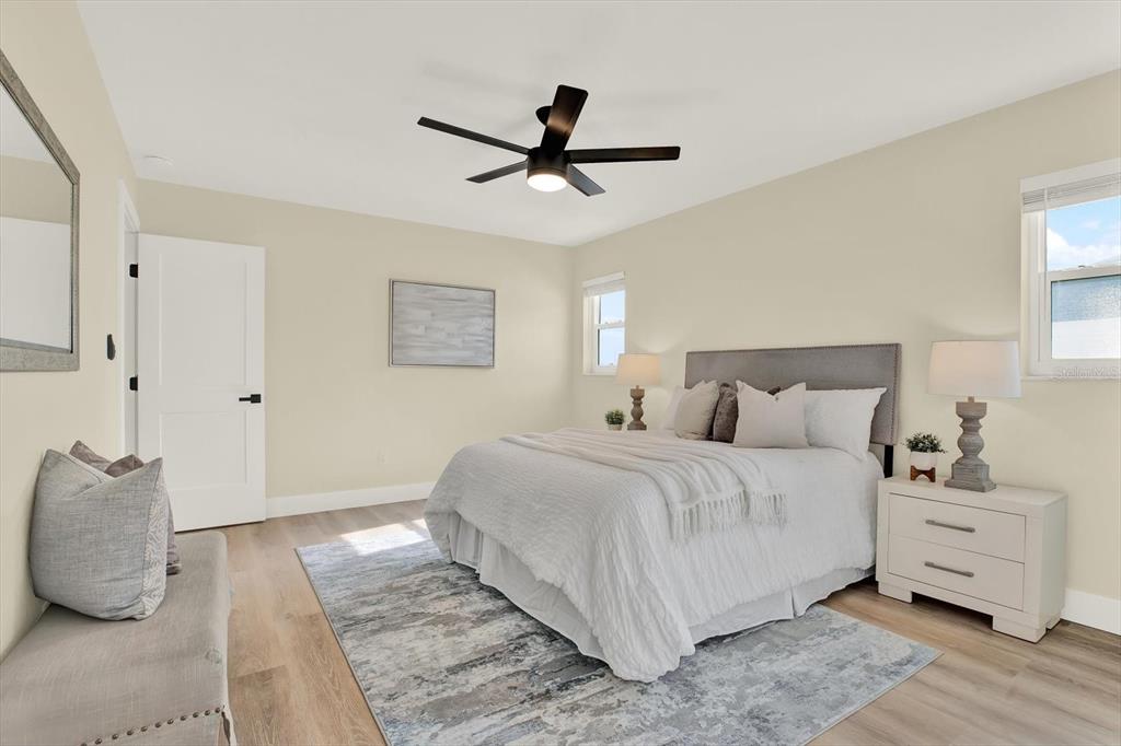 11628 Grove Street Seminole, FL 33772 - Photo 15 of 34