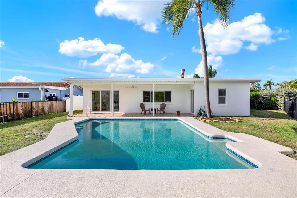 11628 Grove Street Seminole, FL 33772 - Photo 23 of 34