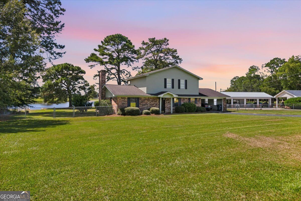 443 Lakeshore Road Pelham, GA 31779 - Photo 3 of 48 Gallery Image 3