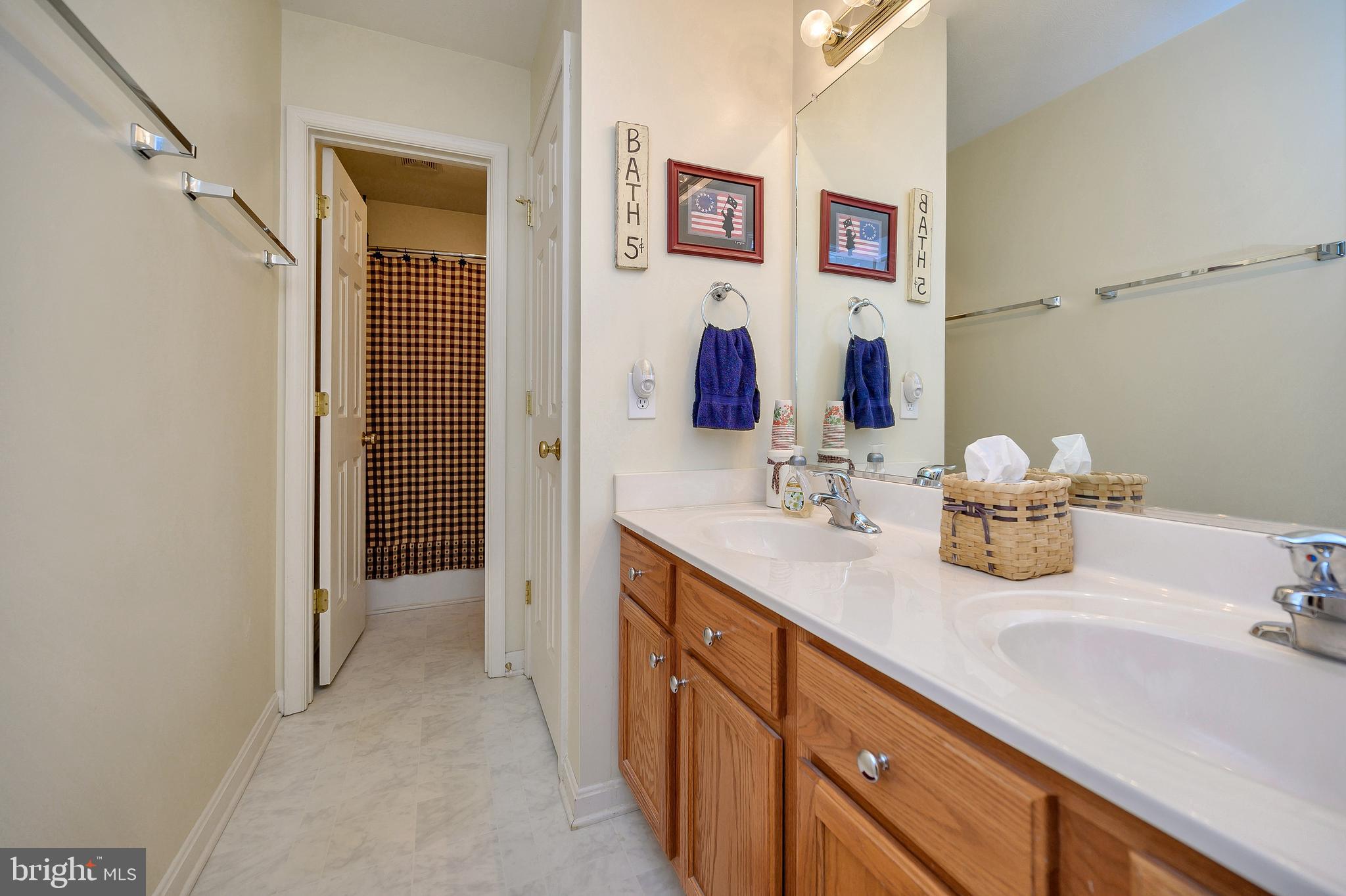9093 Mullen Road King George, VA 22485 - Photo 27 of 39 Upstairs Full Bath