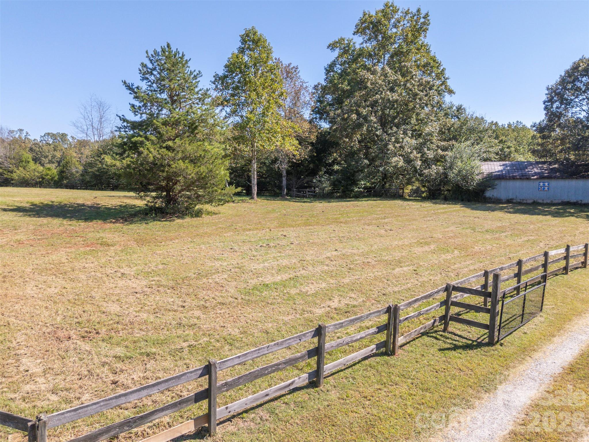 600 John Weaver Road Columbus, NC 28722 - Photo 40 of 47 Gallery Image 40
