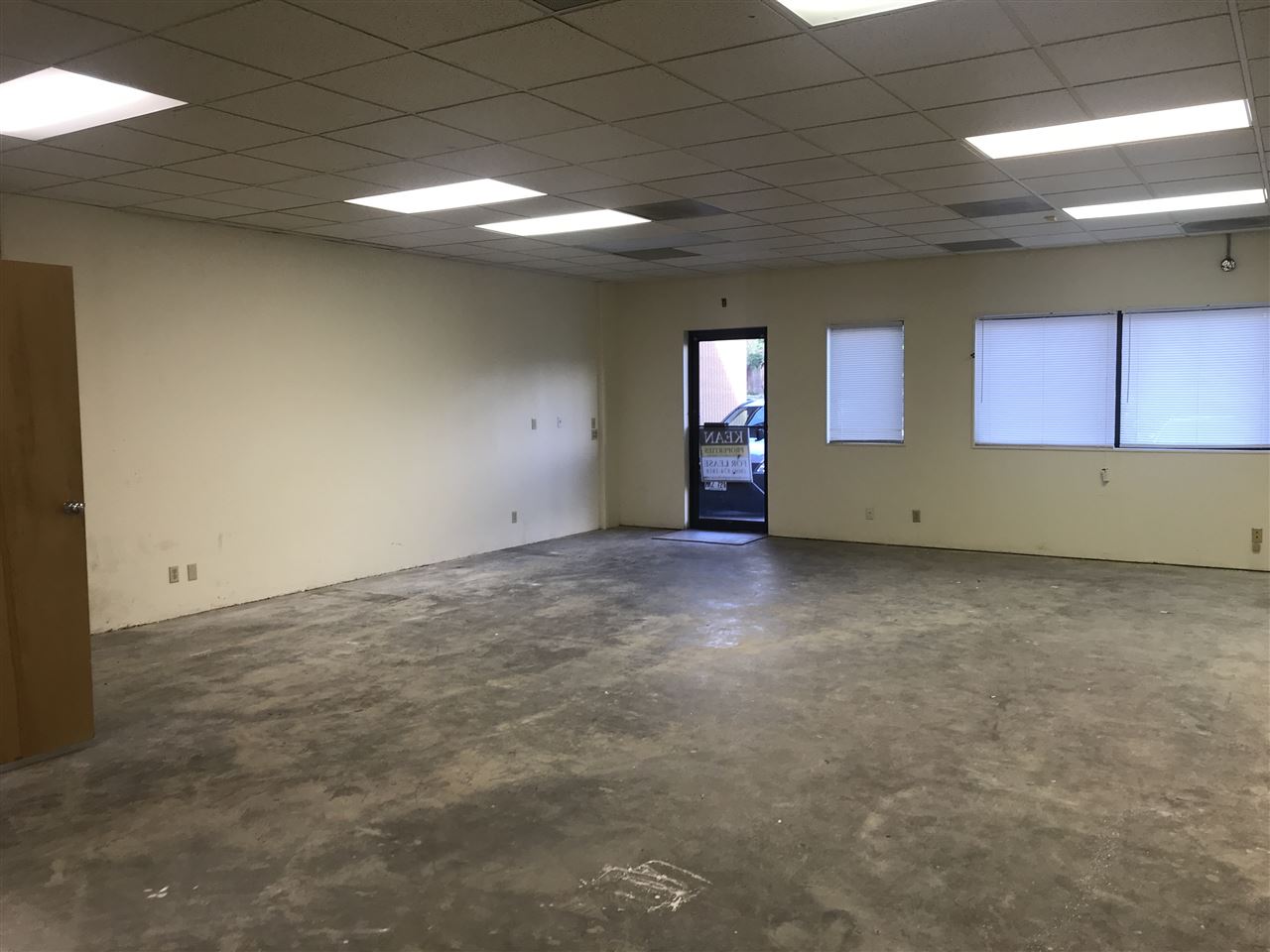 1847 South Kihei Road, Unit 106 Kihei, HI 96753 - Photo 3 of 3 a view of an empty room