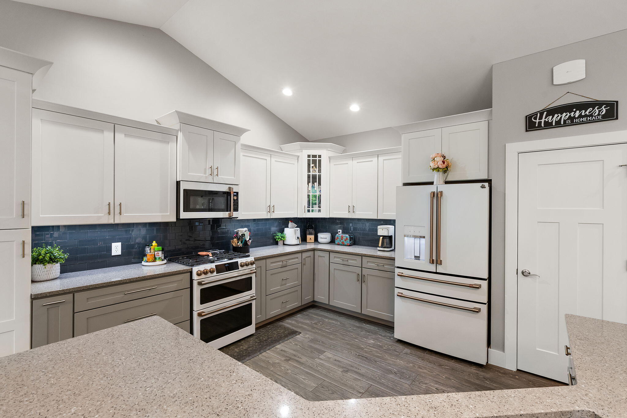 10186 Rustic Drive Demotte, IN 46310 - Photo 12 of 65 2048x1365
