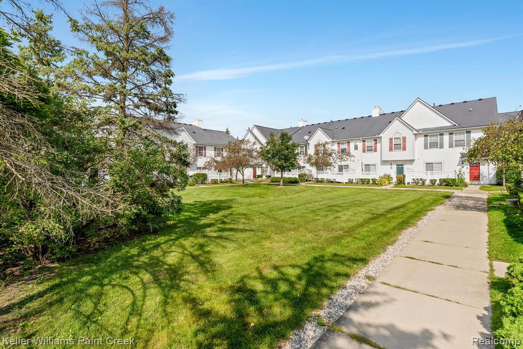 22040 Cape Cod Way Farmington Hills, MI 48336 - Photo 35 of 37