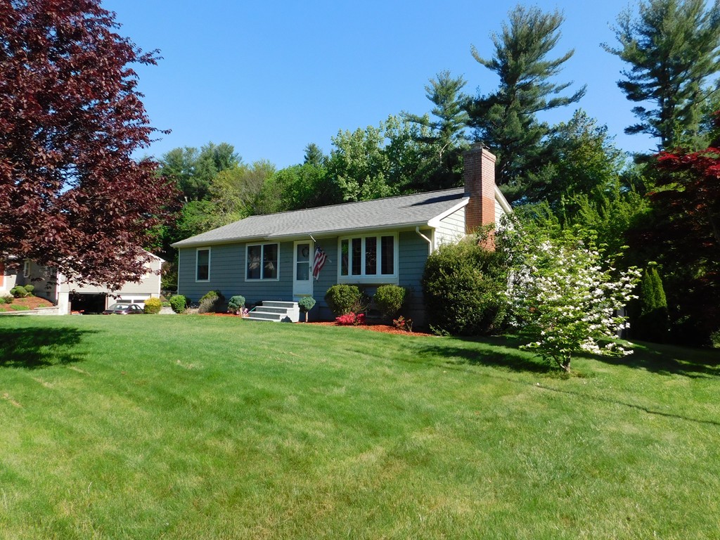 454 Gooseberry Road West Springfield, MA 01089 - Photo 2 of 25 Gallery Image 2