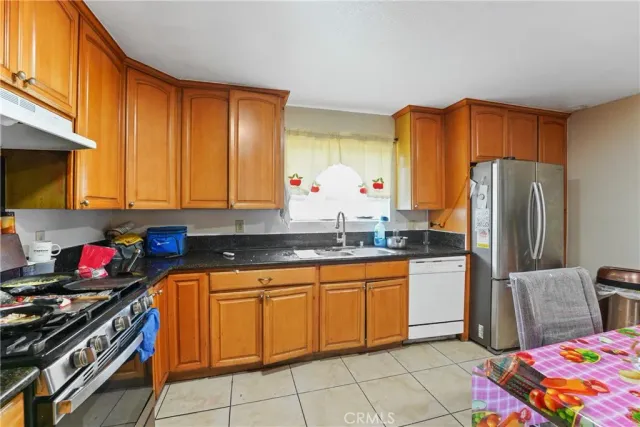 $1,299,999 | 4960 Gambier Street, Los Angeles, CA 90032