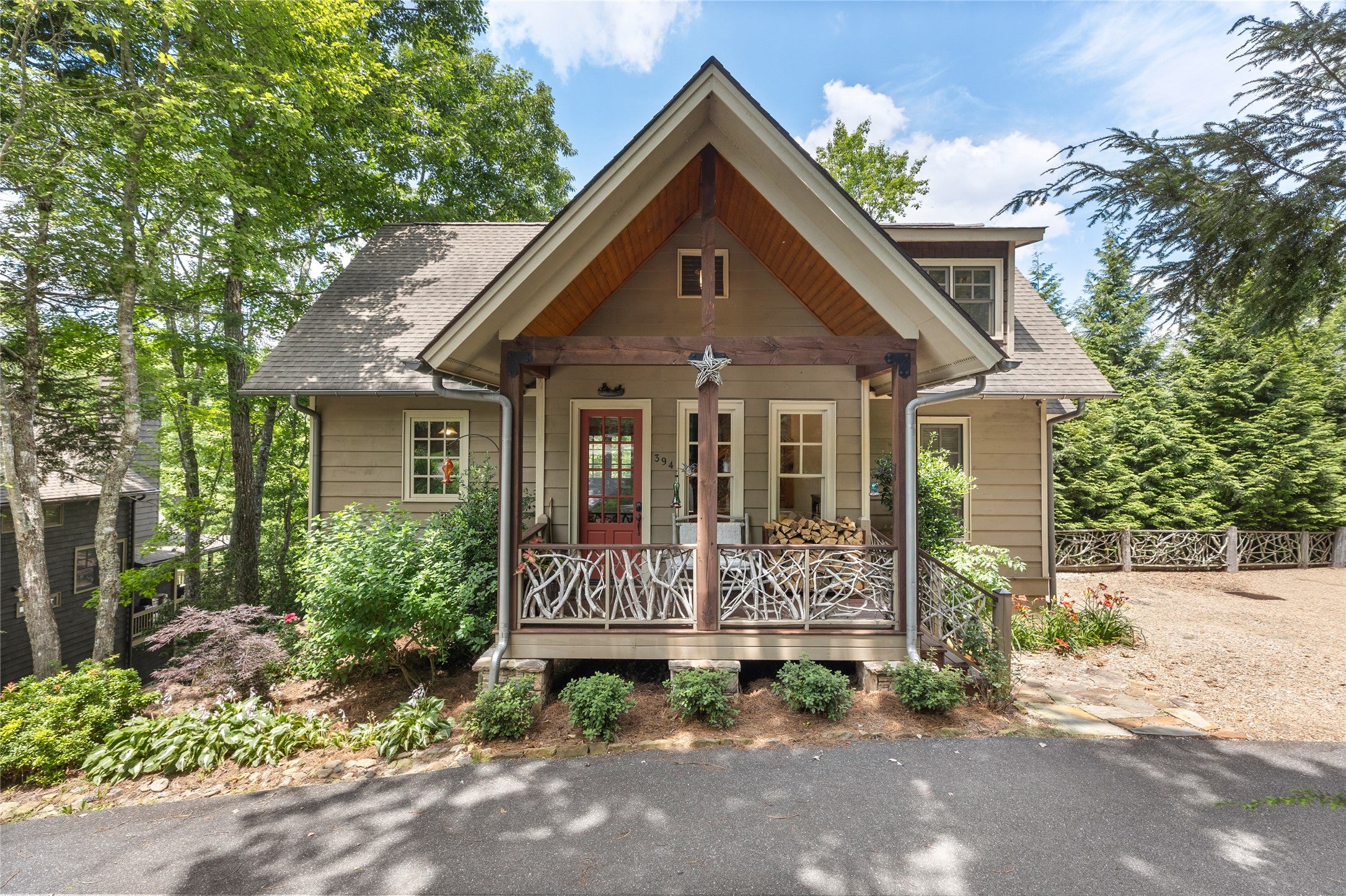 394 Rendezvous Ridge Cashiers, NC 28717 - Photo 10 of 100 Gallery Image 10