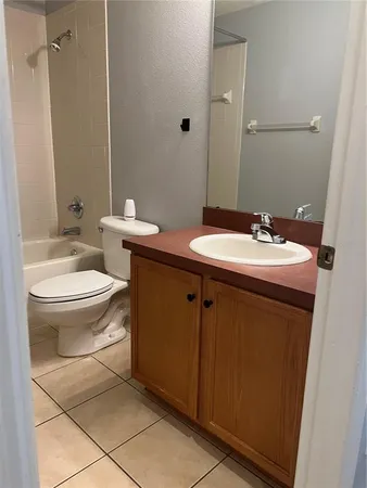 $3,000 | 20027 Heritage Point Drive, Tampa, FL 33647