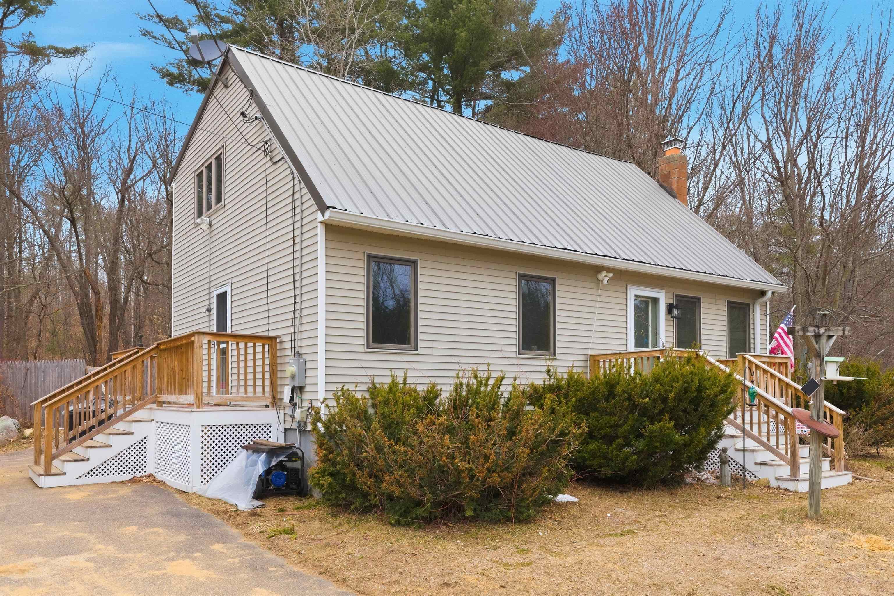 299 Concord Road Northfield, NH 03276 - Photo 4 of 53