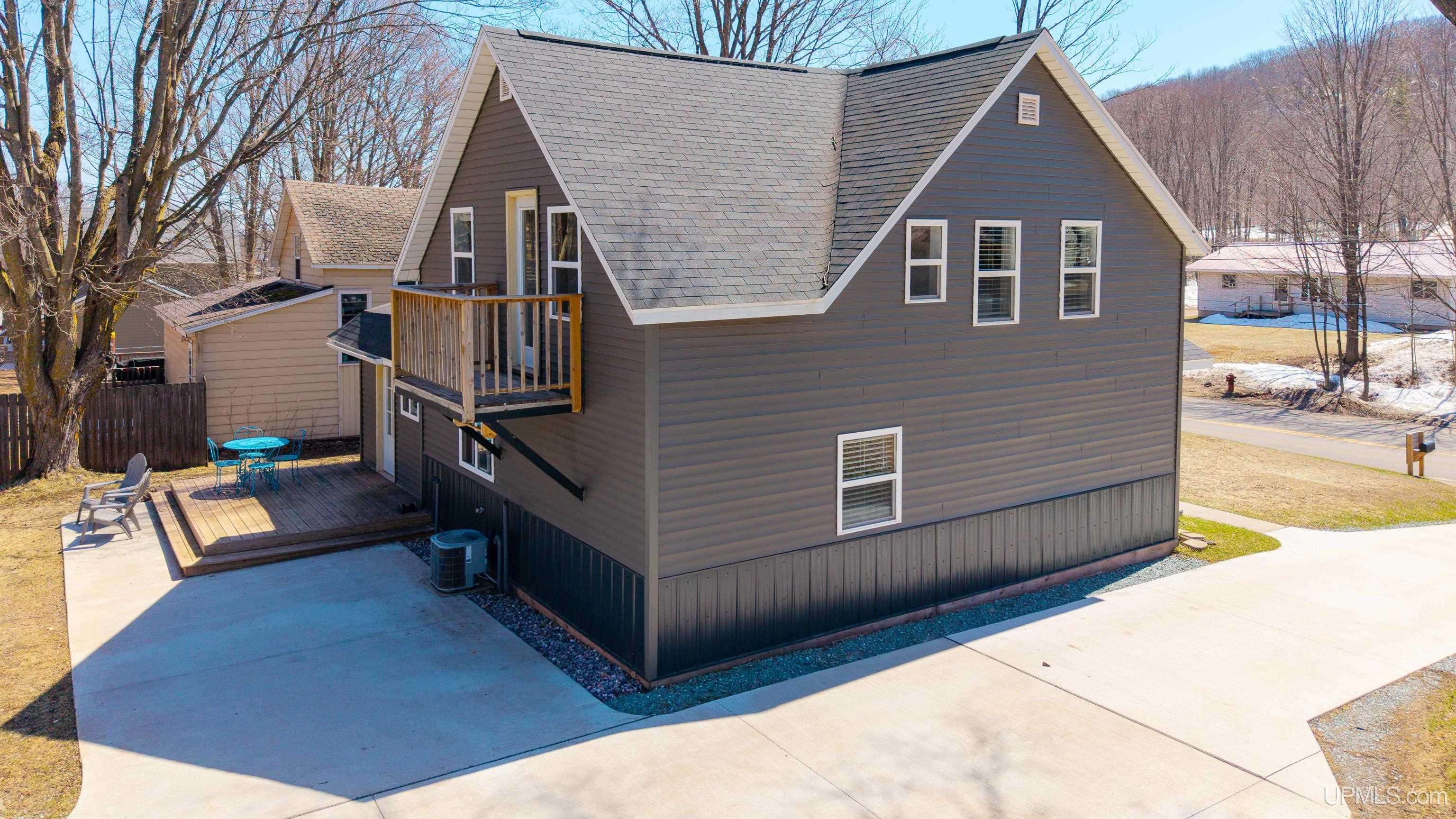 634 County Road Negaunee, MI 49866 - Photo 5 of 50