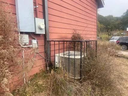 a view of a pathway of a building