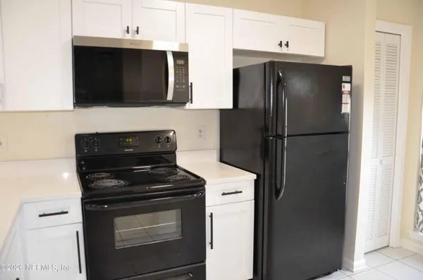 $2,400 | 2074 2nd Street South, Jacksonville Beach, FL 32250