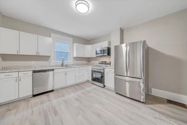 $253,000 | 909 Highland Avenue Southeast, Roanoke, VA 24013