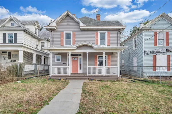 $253,000 | 909 Highland Avenue Southeast, Roanoke, VA 24013