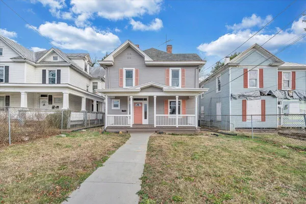 $253,000 | 909 Highland Avenue Southeast, Roanoke, VA 24013