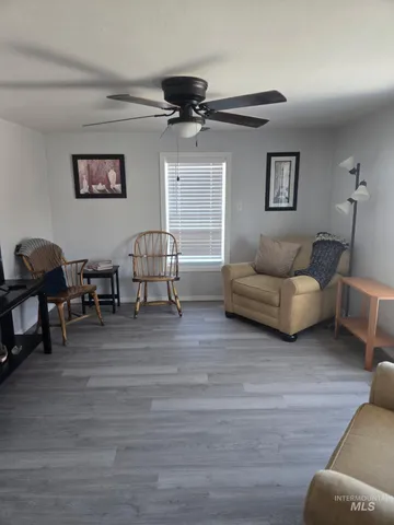$210,000 | 180 South Saint East, Hagerman, ID 83332