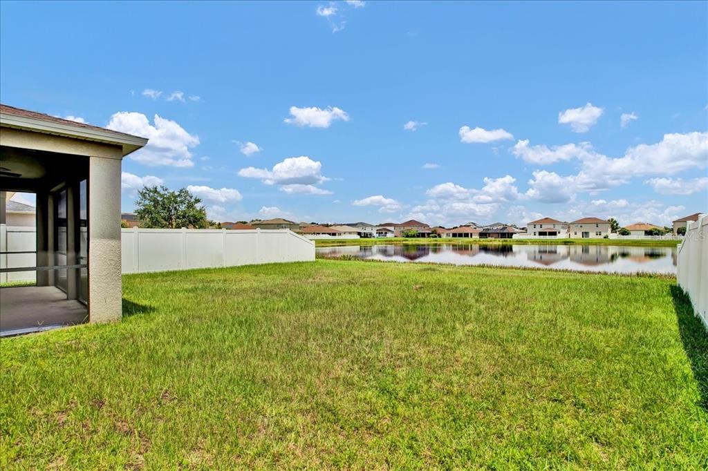 11544 Brighton Knoll Loop Riverview, FL 33579 - Photo 14 of 65
