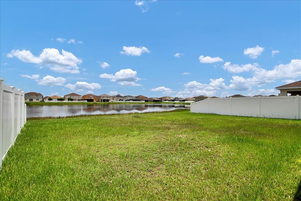 11544 Brighton Knoll Loop Riverview, FL 33579 - Photo 22 of 65