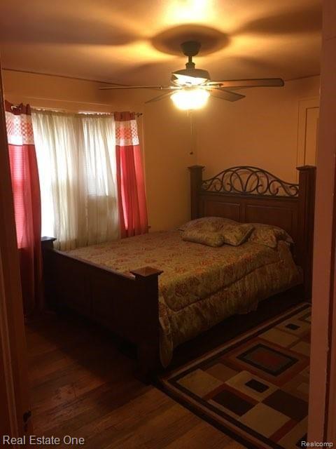 16154 Inverness Street Detroit, MI 48221 - Photo 10 of 13 IMG_1933.jpg