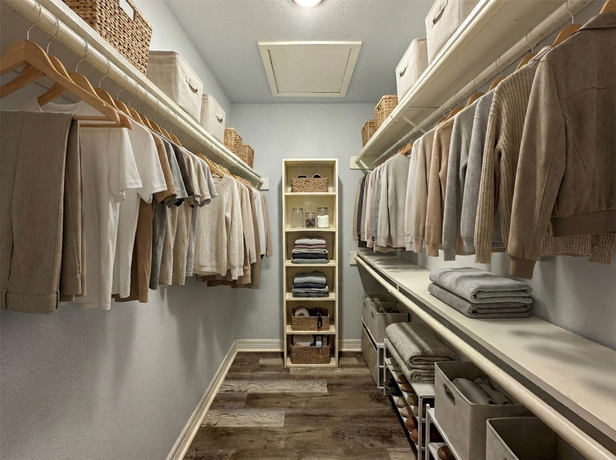 7303 Gulf Freeway, Unit 903 Houston, TX 77017 - Photo 8 of 15 a view of walk in closet with stairs