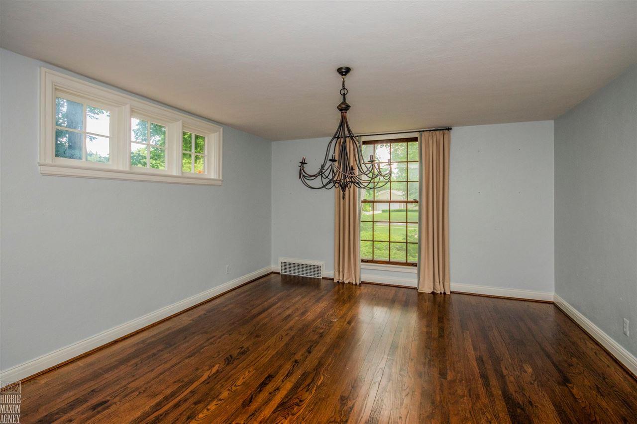 136 Linden Road Birmingham, MI 48009 - Photo 19 of 48 31349169-18.JPG