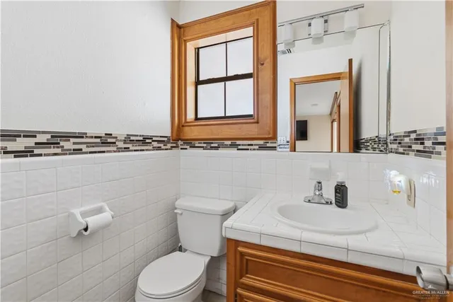 $425,000 | 509 East Palma Vista Drive, Mission, TX 78572