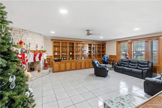 $425,000 | 509 East Palma Vista Drive, Mission, TX 78572