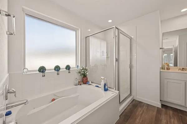 $2,350 | 1102 Rayburn Drive, Rosharon, TX 77583