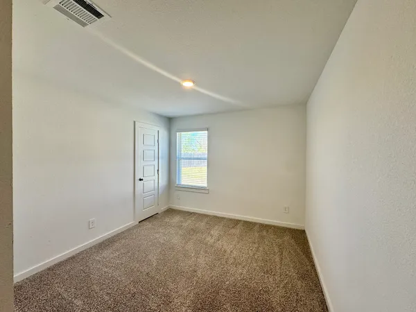 $2,350 | 1102 Rayburn Drive, Rosharon, TX 77583