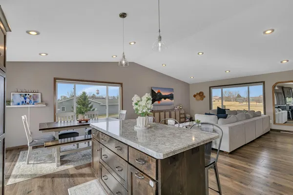 $374,900 | 630 Driftwood Avenue, Watkins, MN 55389