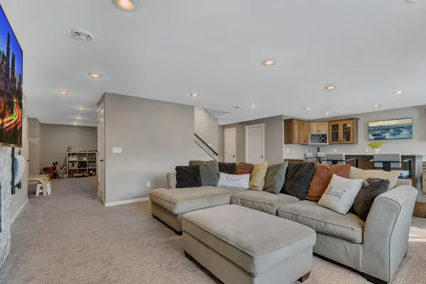 $374,900 | 630 Driftwood Avenue, Watkins, MN 55389