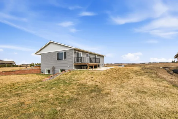 $374,900 | 630 Driftwood Avenue, Watkins, MN 55389