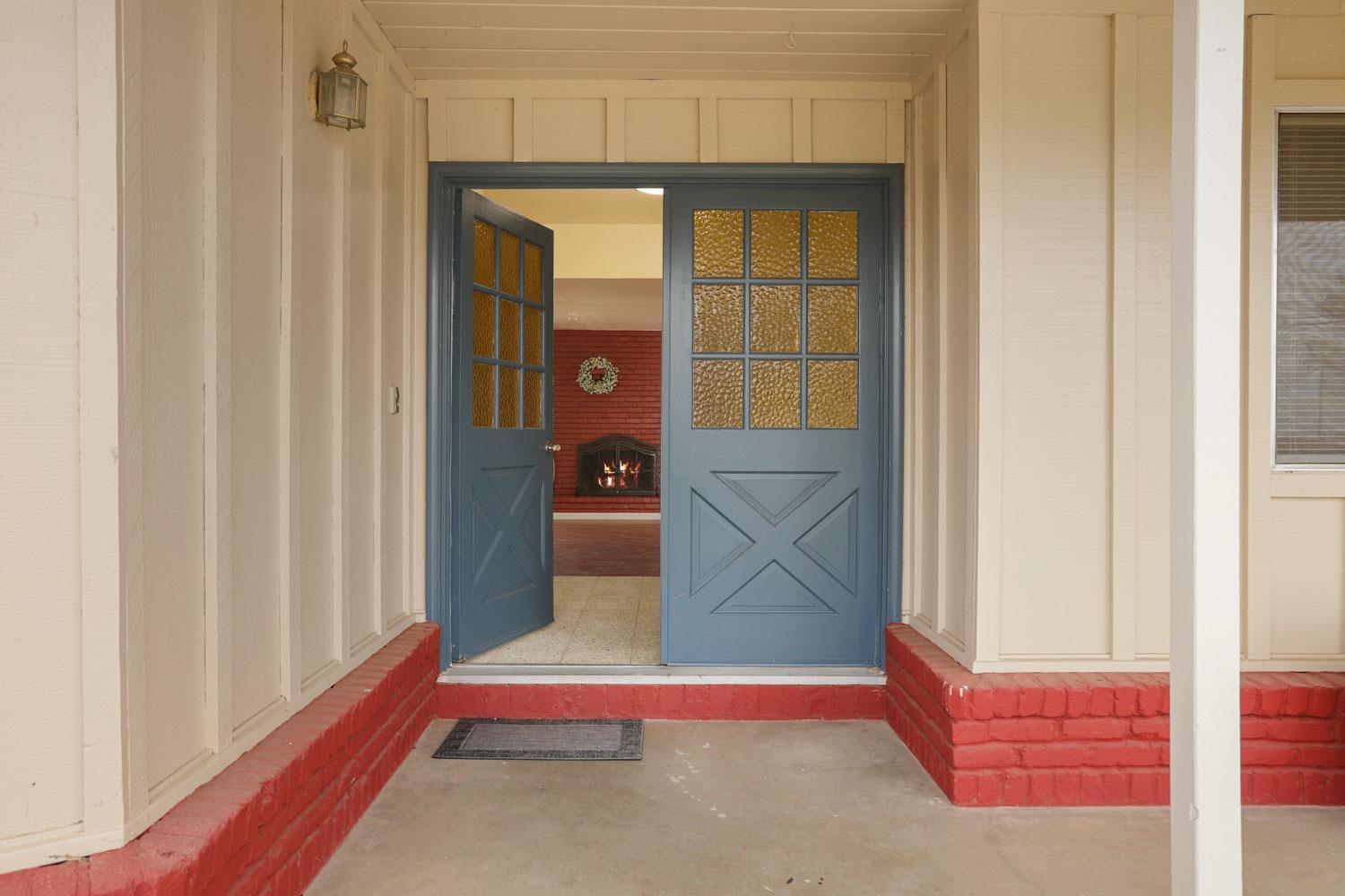 8595 Bradshaw Road Elk Grove, CA 95624 - Photo 4 of 28