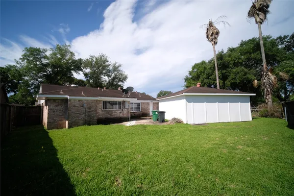 $350,000 | 12318 Bexley Drive, Houston, TX 77099