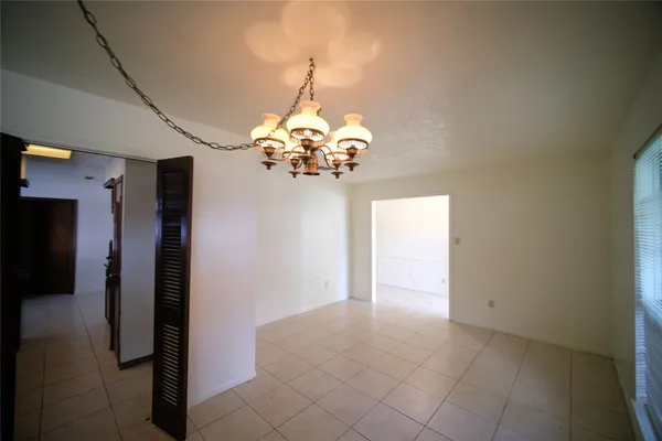 $350,000 | 12318 Bexley Drive, Houston, TX 77099