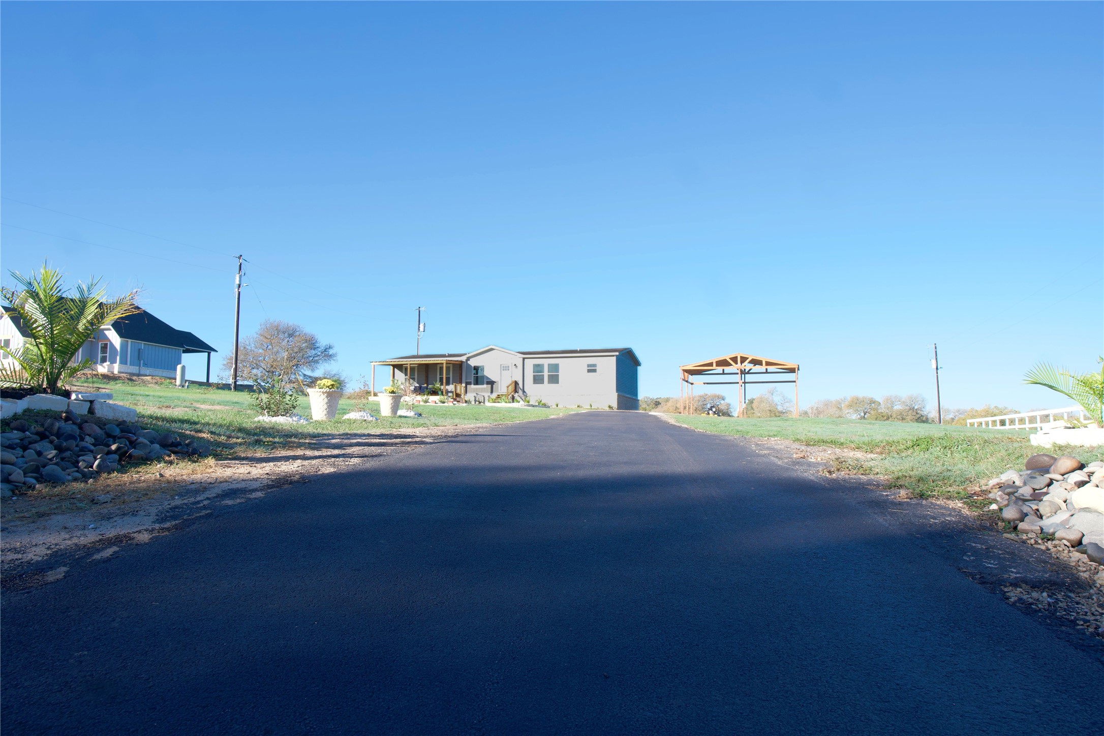 2747 Old Masonic Road Brenham, TX 77833 - Photo 5 of 28