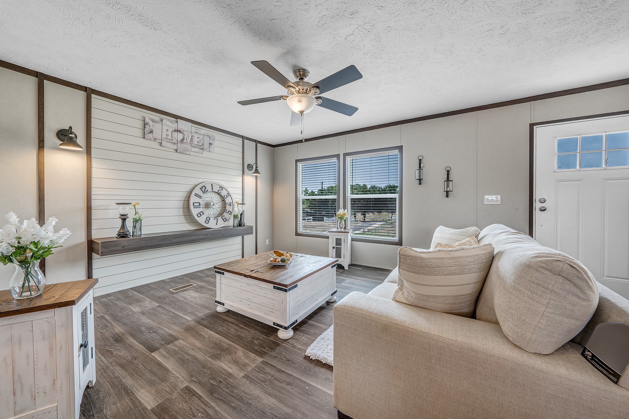 2747 Old Masonic Road Brenham, TX 77833 - Photo 6 of 28 a living room with furniture and window