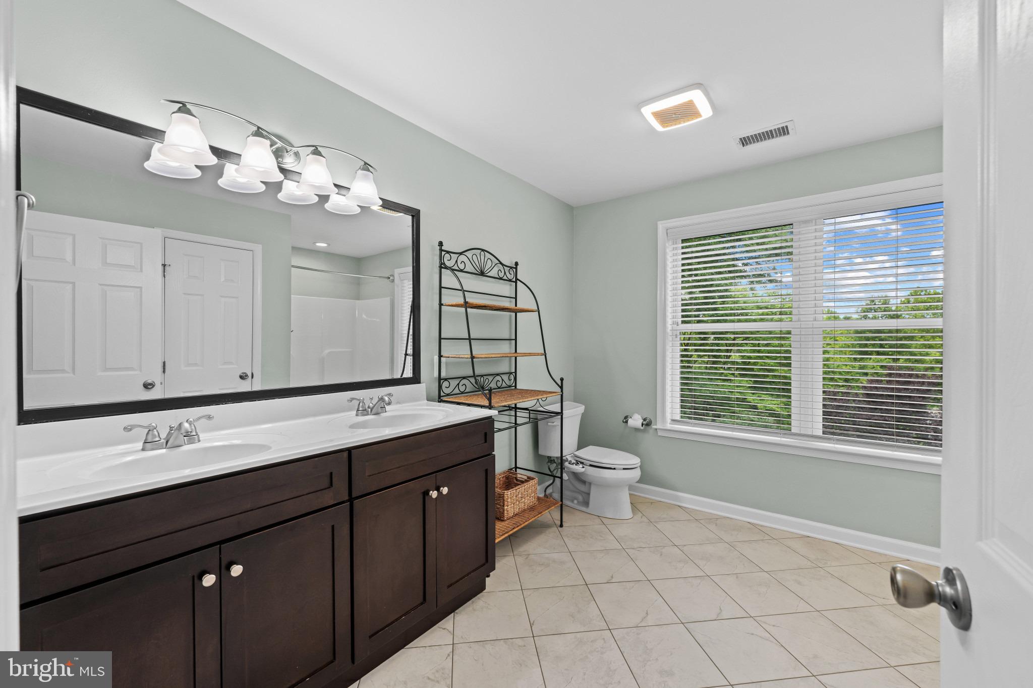 7631 Old Columbia Road Laurel, MD 20723 - Photo 35 of 62 2nd full bathroom