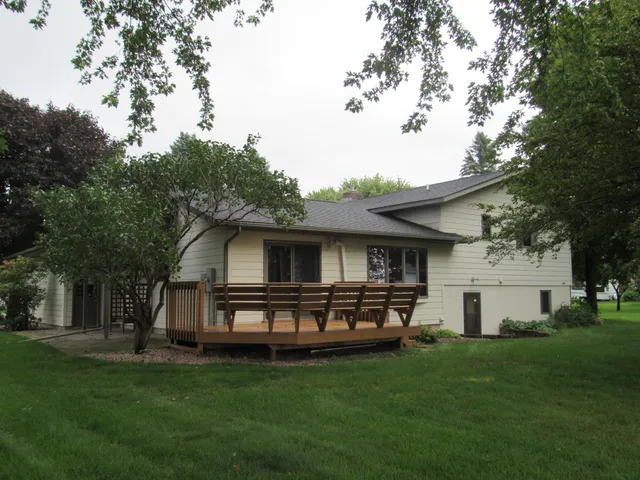$295,000 | 405 8th Street Southeast, Fulda, MN 56131