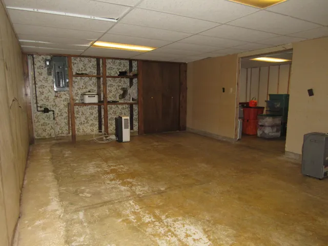 $295,000 | 405 8th Street Southeast, Fulda, MN 56131