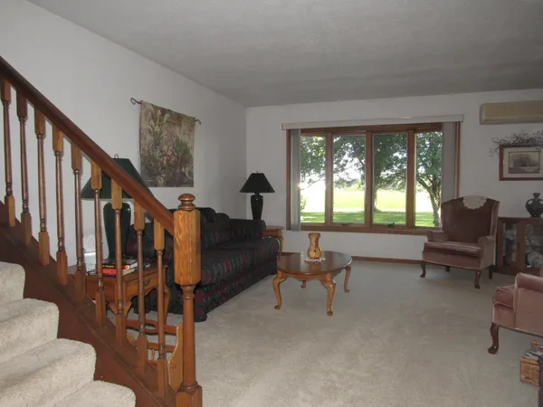 $295,000 | 405 8th Street Southeast, Fulda, MN 56131