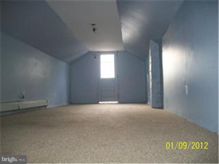 546 Netherwood Road Upper Darby, PA 19082 - Photo 6 of 7 Bedroom 3