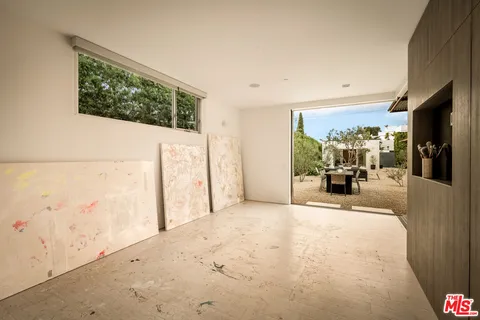 $9,600,000 | 1347 Palms Boulevard, Venice, CA 90291