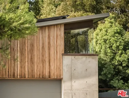 $9,600,000 | 1347 Palms Boulevard, Venice, CA 90291