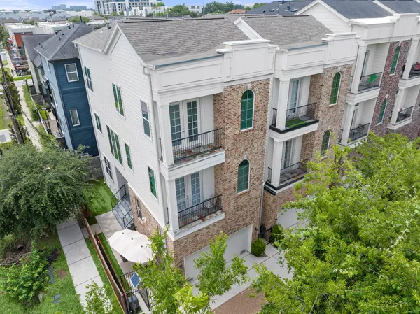 $475,000 | 1041 West 17th Street, Houston, TX 77008