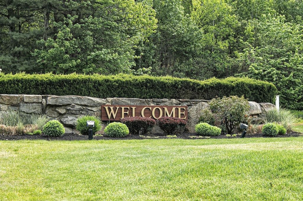 5 Longview Drive, Unit 207 Atkinson, NH 03811 - Photo 5 of 31