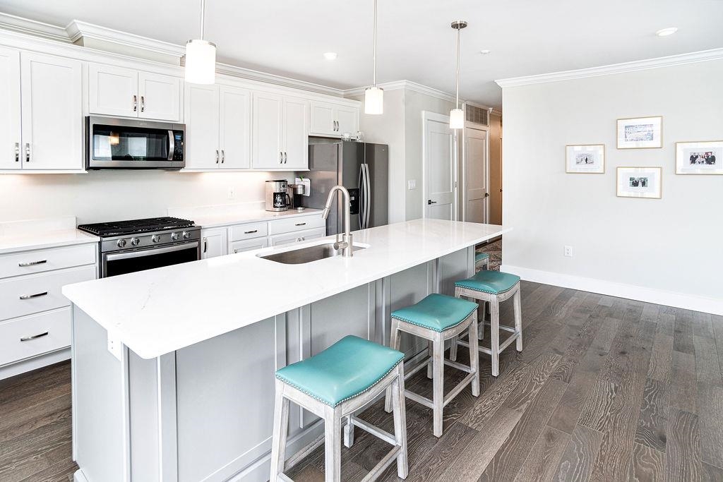 5 Longview Drive, Unit 207 Atkinson, NH 03811 - Photo 9 of 31